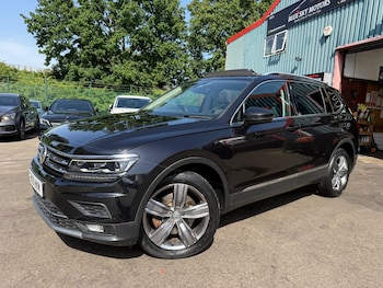 Used Volkswagen Tiguan Allspace 2018 for sale - 78982130: Photo