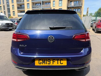 Used Volkswagen Golf 2019 for sale - 78622697: Photo