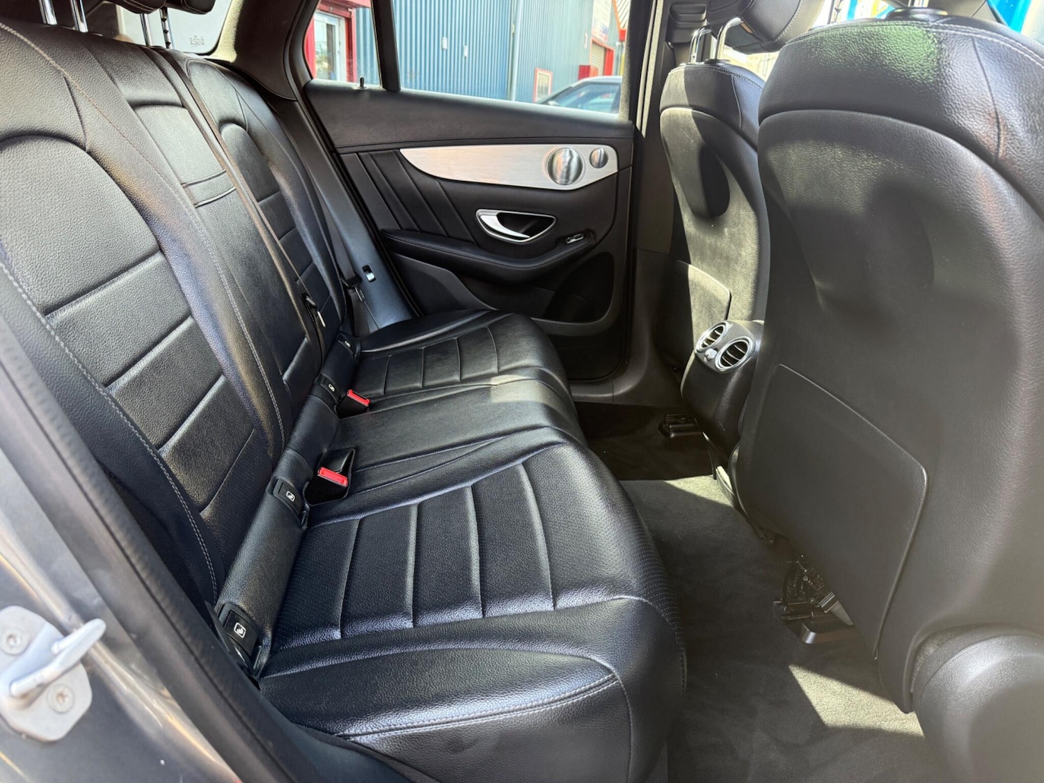 Used Mercedes-Benz GLC 2015 for sale - 76031337: Photo 21