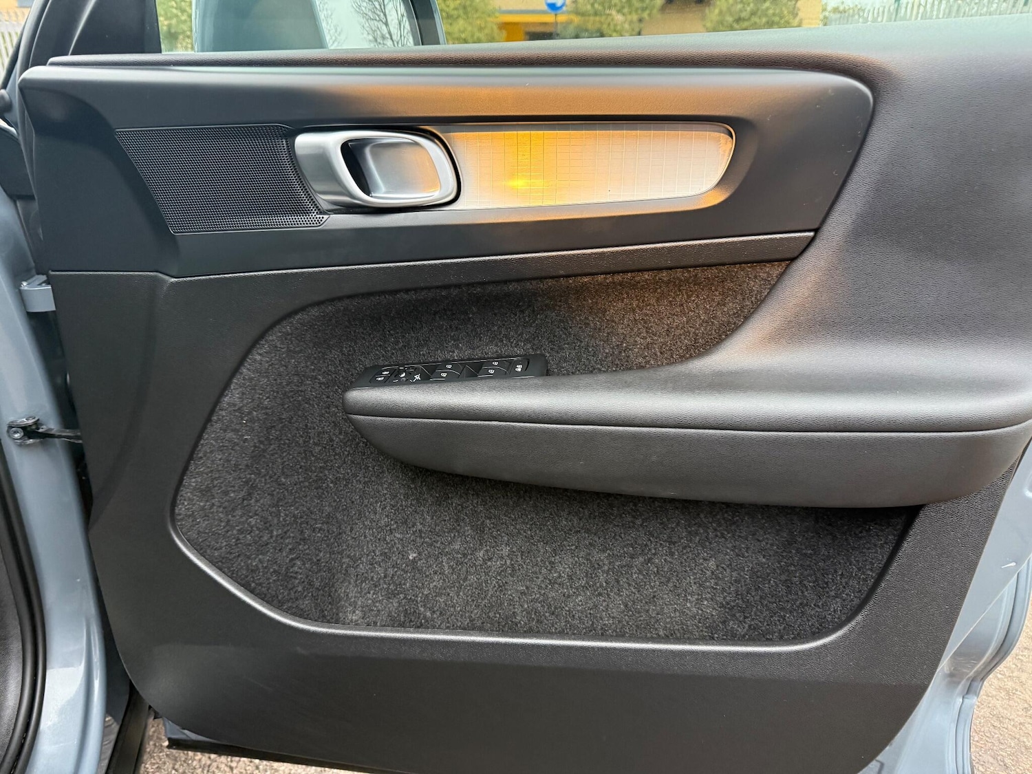 Used Volvo XC40 2022 for sale - 77040537: Photo 17