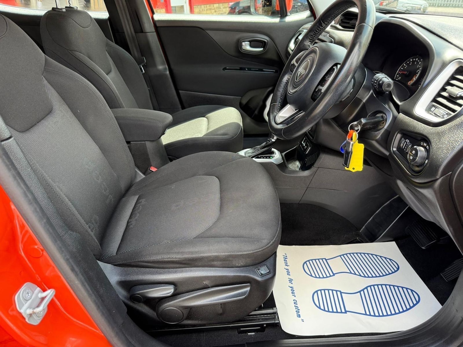 Used Jeep Renegade 2016 for sale - 77359310: Photo 6