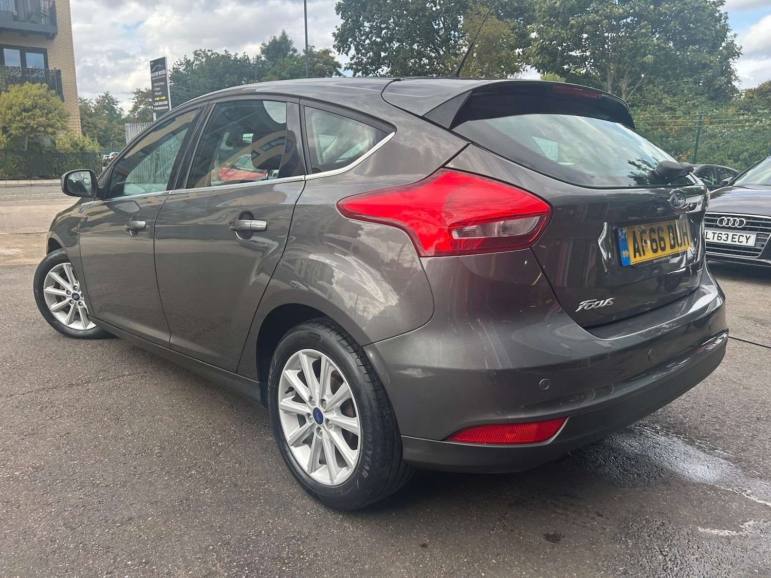 Vehicle 21