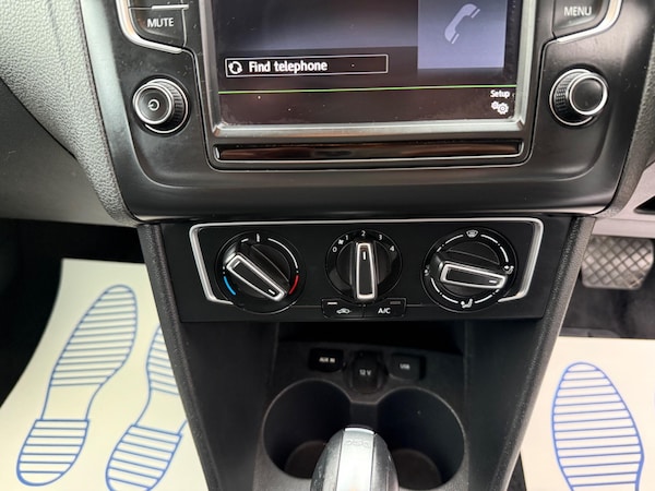 Used Volkswagen Polo 2015 for sale - 76189657: Photo 12