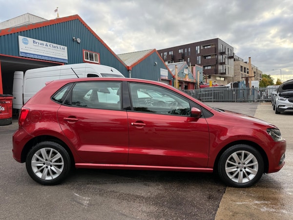 Used Volkswagen Polo 2015 for sale - 76189657: Photo 23