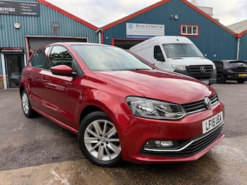 Used Volkswagen Polo 2015 for sale - 76189657: Photo 3