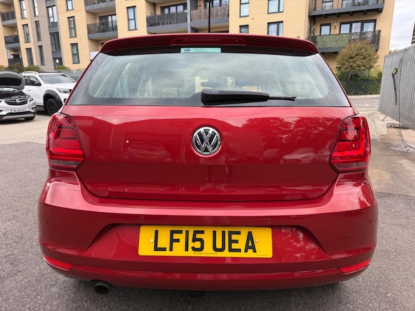 Used Volkswagen Polo 2015 for sale - 76189657: Photo 4
