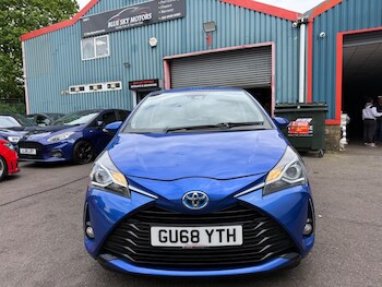 Used Toyota Yaris 2018 for sale - 78461202: Photo