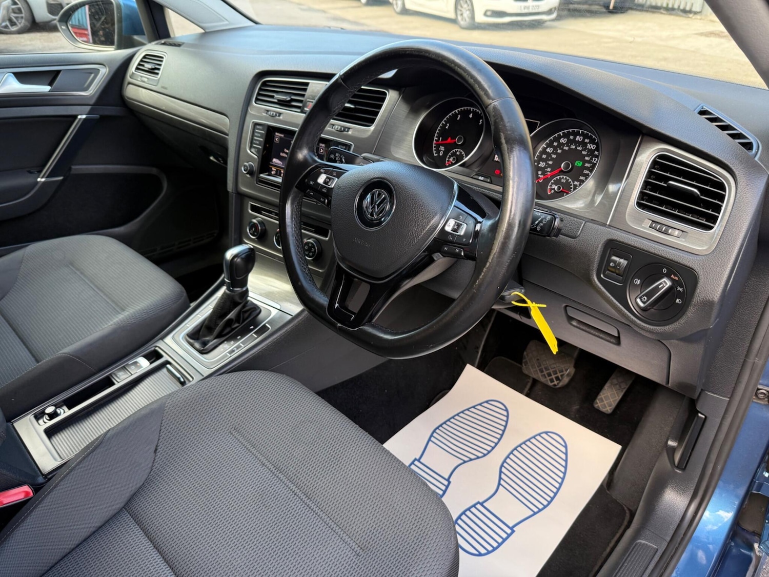 Used Volkswagen Golf 2013 for sale - 75904722: Photo 8