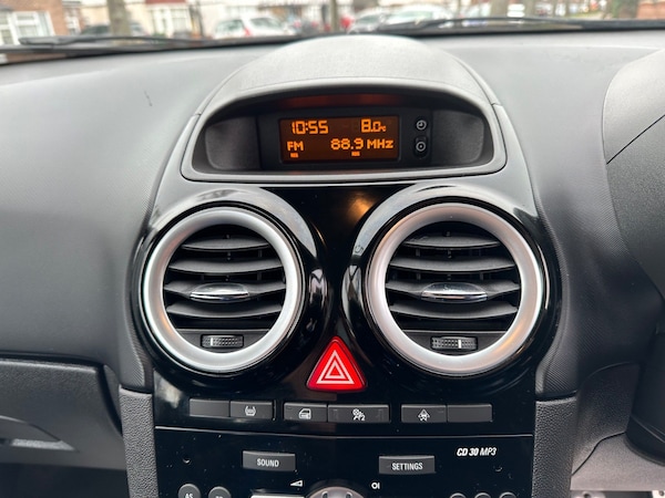 Used Vauxhall Corsa 2010 for sale - 73718112: Photo 11