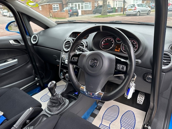 Used Vauxhall Corsa 2010 for sale - 73718112: Photo 8