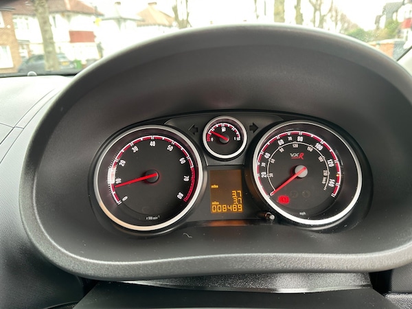 Used Vauxhall Corsa 2010 for sale - 73718112: Photo 9