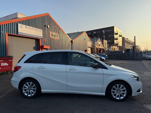 Used Mercedes-Benz B-Class 2012 for sale - 74256279: Photo 24