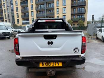 Used Nissan Navara 2018 for sale - 73498004: Photo
