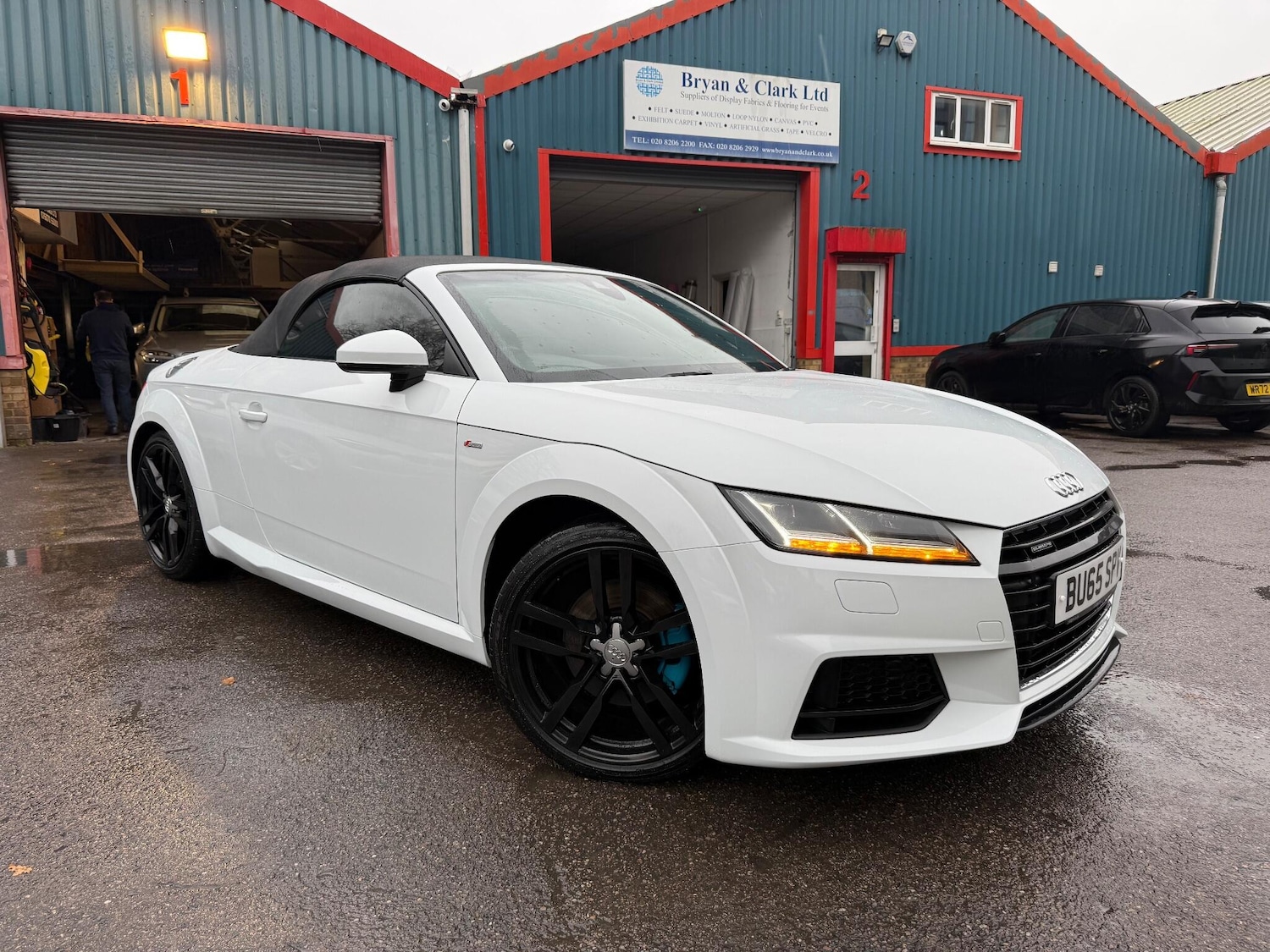 Used Audi TT 2015 for sale - 76992459: Photo 3