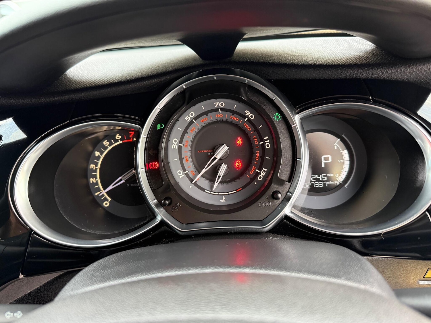 Used Citroen DS3 2014 for sale - 76823977: Photo 9