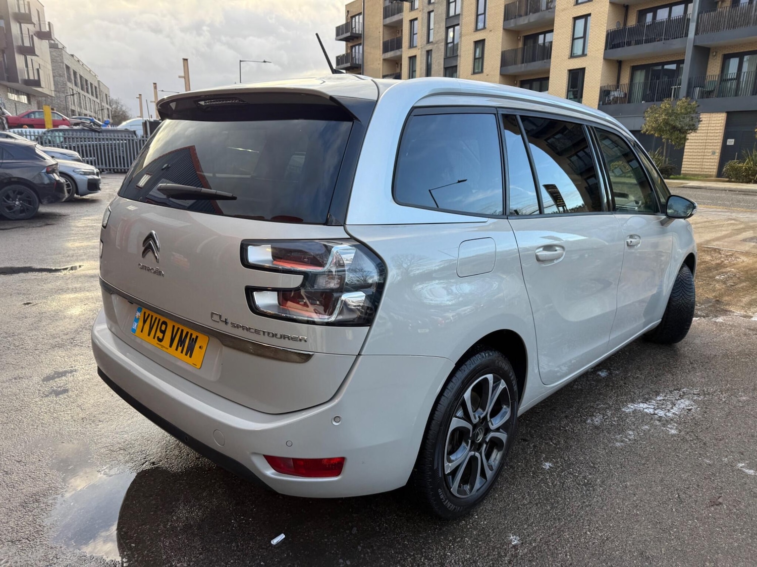 Used Citroen Grand C4 Picasso 2019 for sale - 77793530: Photo 24