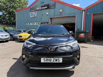 Used Toyota RAV4 2018 for sale - 78843585: Photo