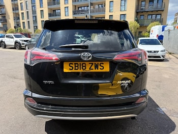 Used Toyota RAV4 2018 for sale - 78843585: Photo