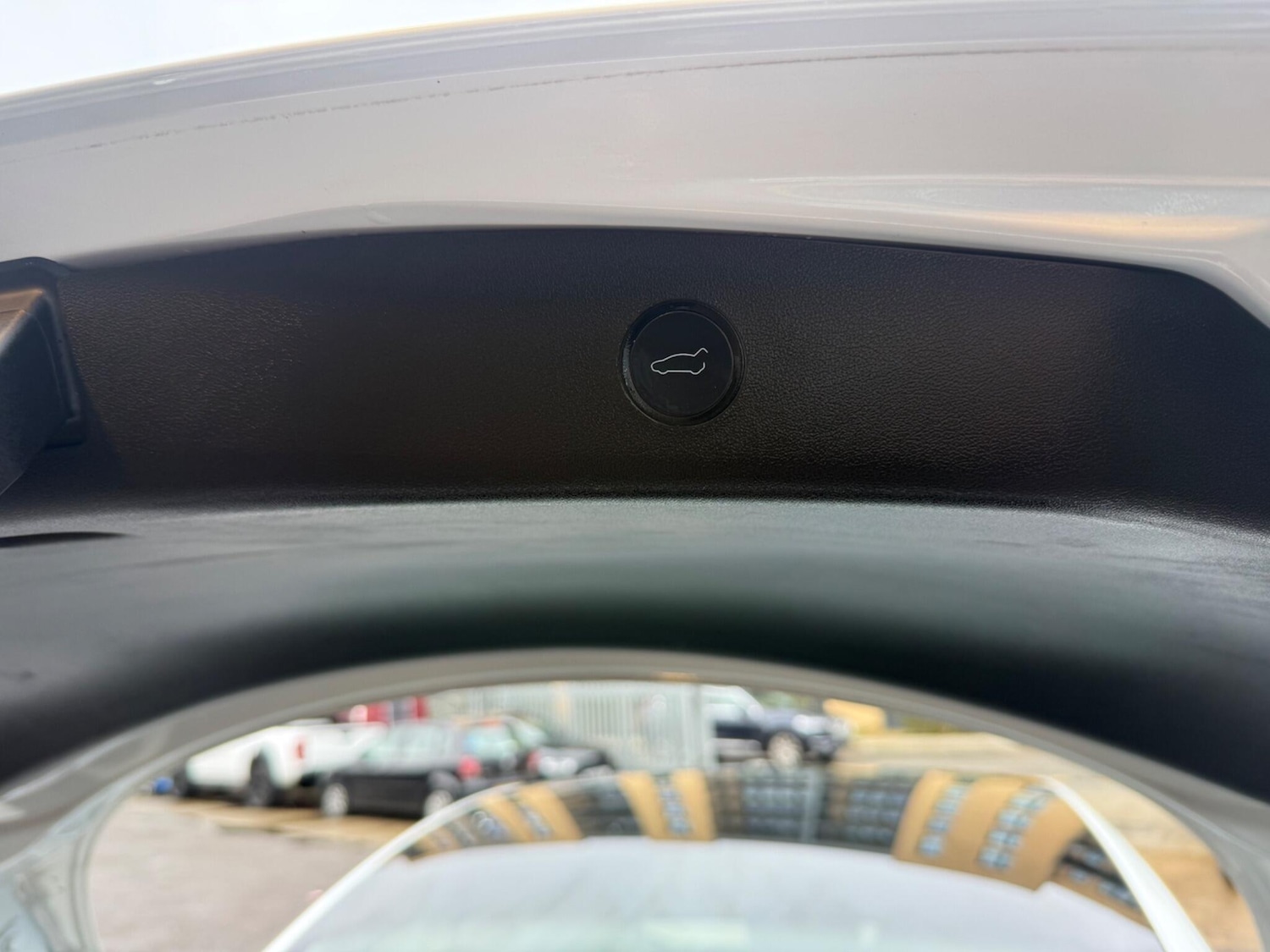 Used Tesla Model 3 2020 for sale - 77585905: Photo 6