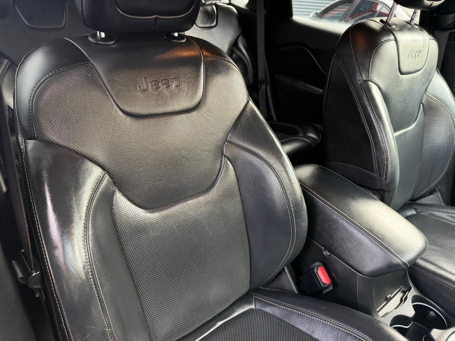 Used Jeep Cherokee 2015 for sale - 77292077: Photo 15