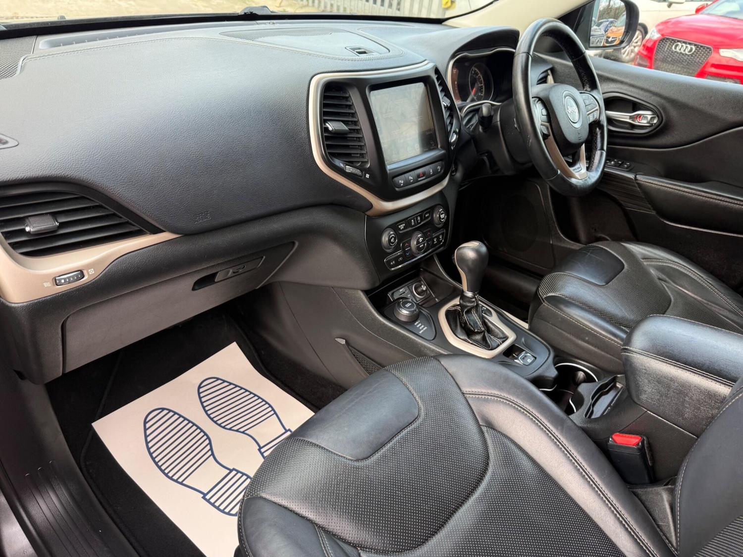 Used Jeep Cherokee 2015 for sale - 77292077: Photo 16