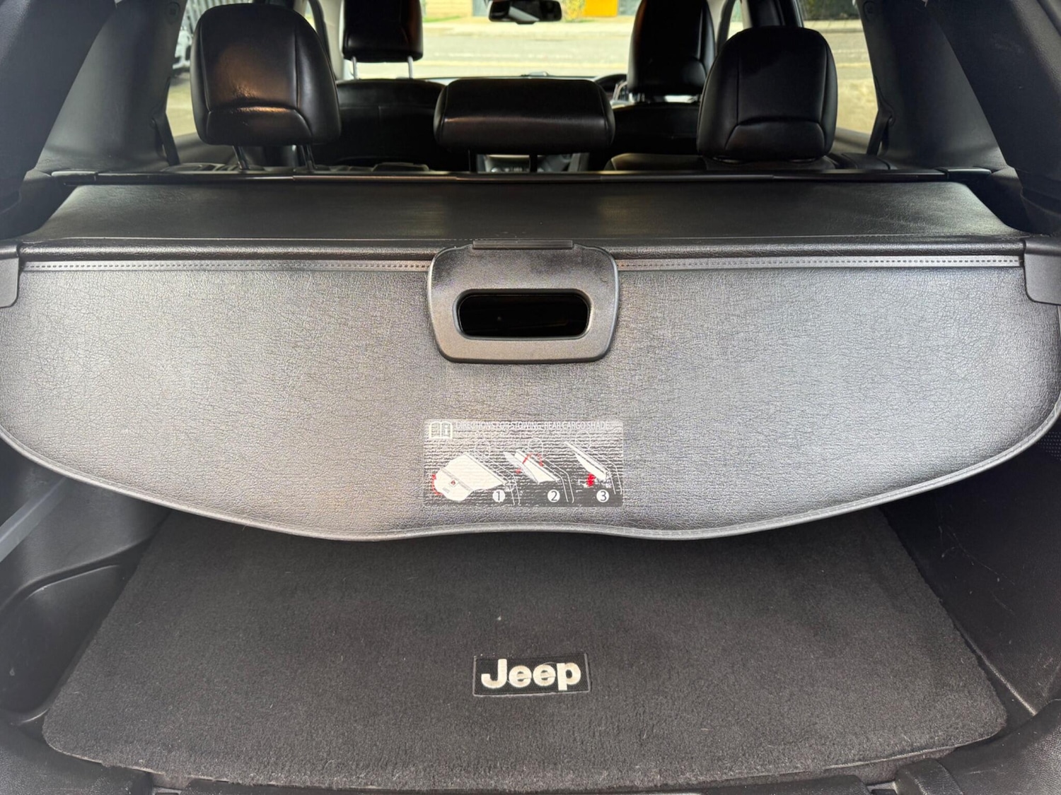 Used Jeep Cherokee 2015 for sale - 77292077: Photo 5