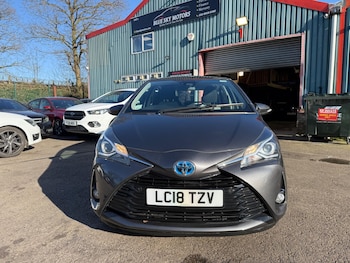 Used Toyota Yaris 2018 for sale - 77926098: Photo