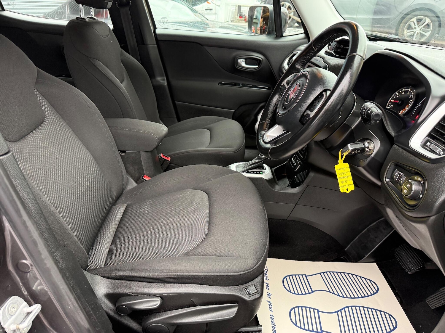 Used Jeep Renegade 2017 for sale - 76802475: Photo 6