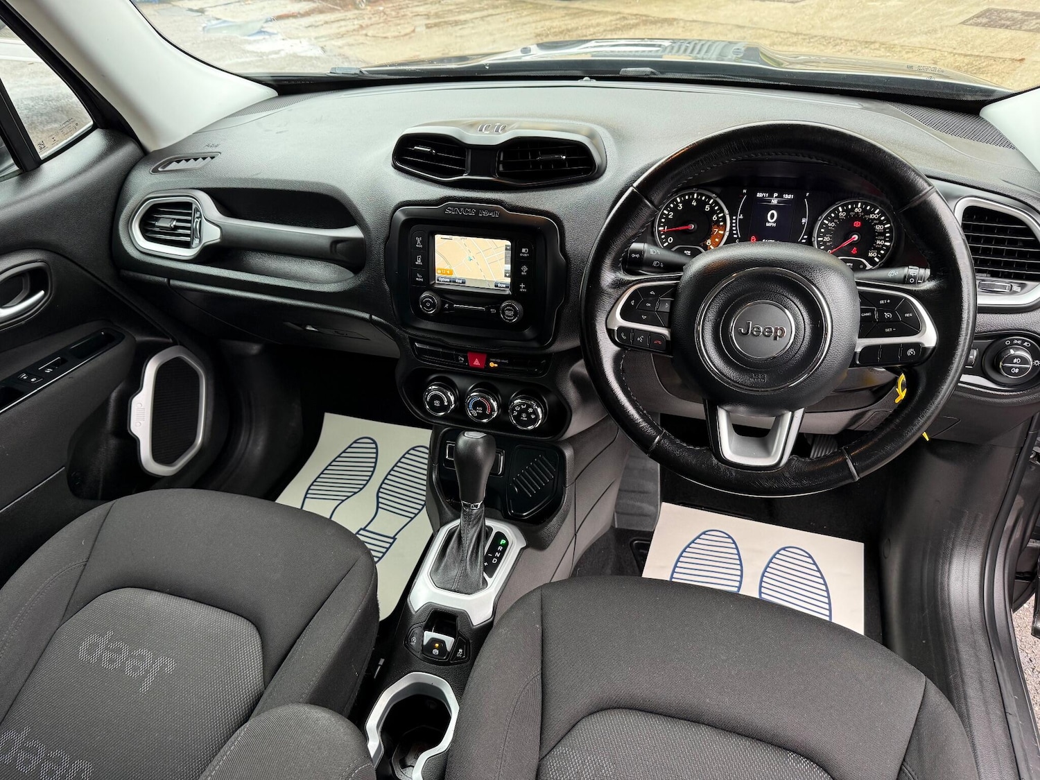 Used Jeep Renegade 2017 for sale - 76802475: Photo 7