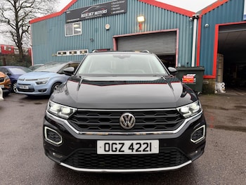 Used Volkswagen T-Roc 2019 for sale - 77305416: Photo