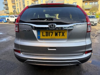 Used Honda CR-V 2017 for sale - 78047365: Photo