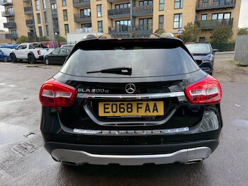 Used Mercedes-Benz GLA 2018 for sale - 77344540: Photo
