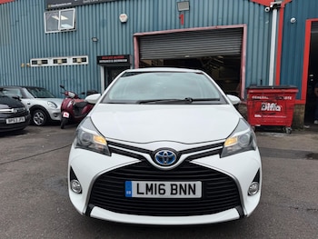 Used Toyota Yaris 2016 for sale - 75977698: Photo