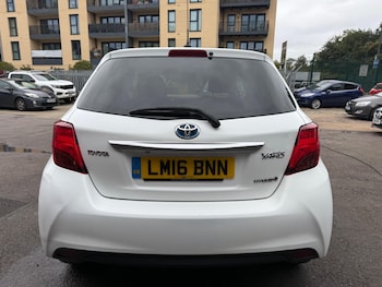 Used Toyota Yaris 2016 for sale - 75977698: Photo