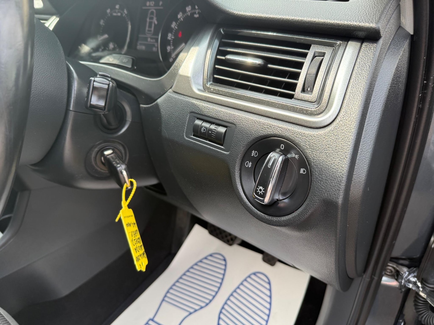 Used Skoda Rapid 2014 for sale - 76990564: Photo 10