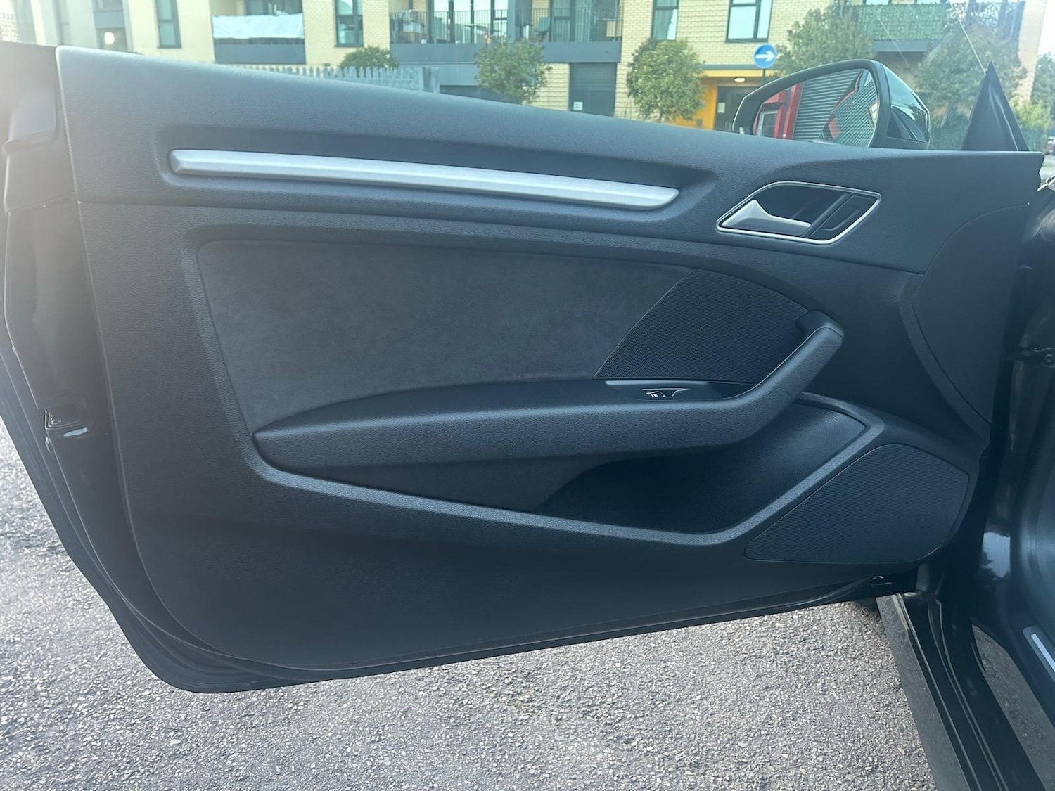 Used Audi A3 Cabriolet 2015 for sale - 76337202: Photo 15