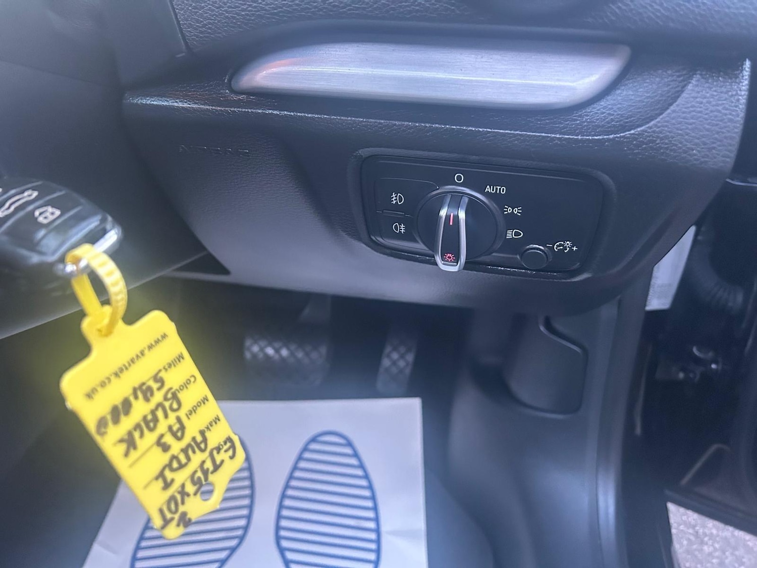 Used Audi A3 Cabriolet 2015 for sale - 76337202: Photo 8