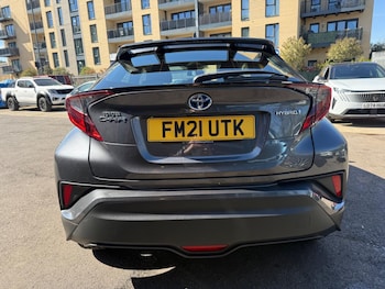 Used Toyota C-HR 2021 for sale - 78085875: Photo