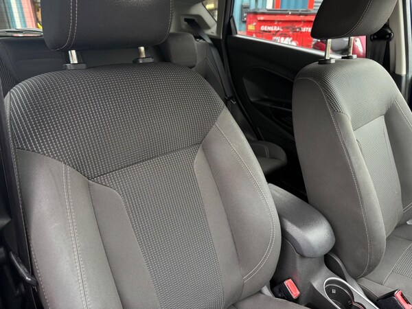 Used Ford Fiesta 2016 for sale - 76306845: Photo 15
