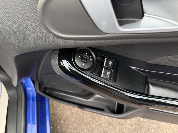 Used Ford Fiesta 2016 for sale - 76306845: Photo 17