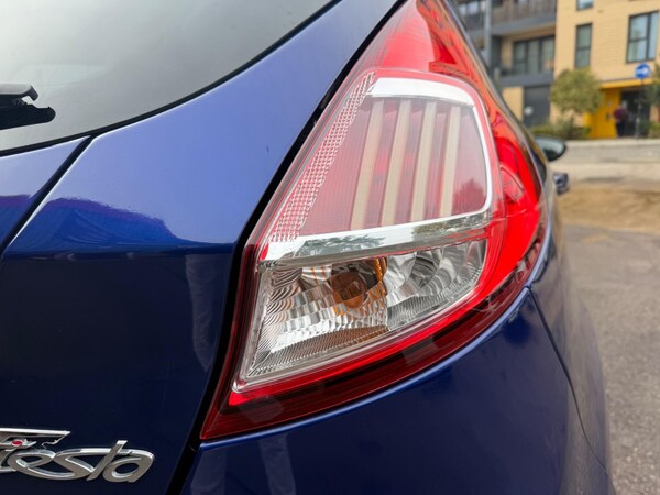 Used Ford Fiesta 2016 for sale - 76306845: Photo 25