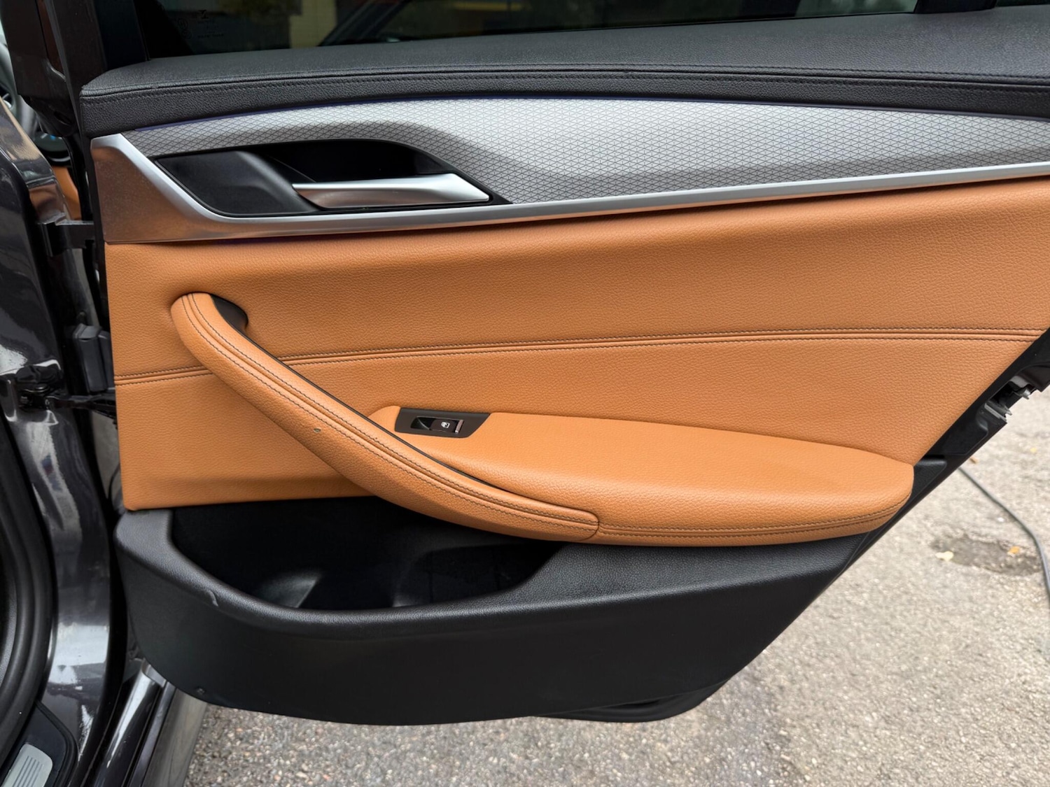 Used BMW 5 Series 2018 for sale - 76573208: Photo 21