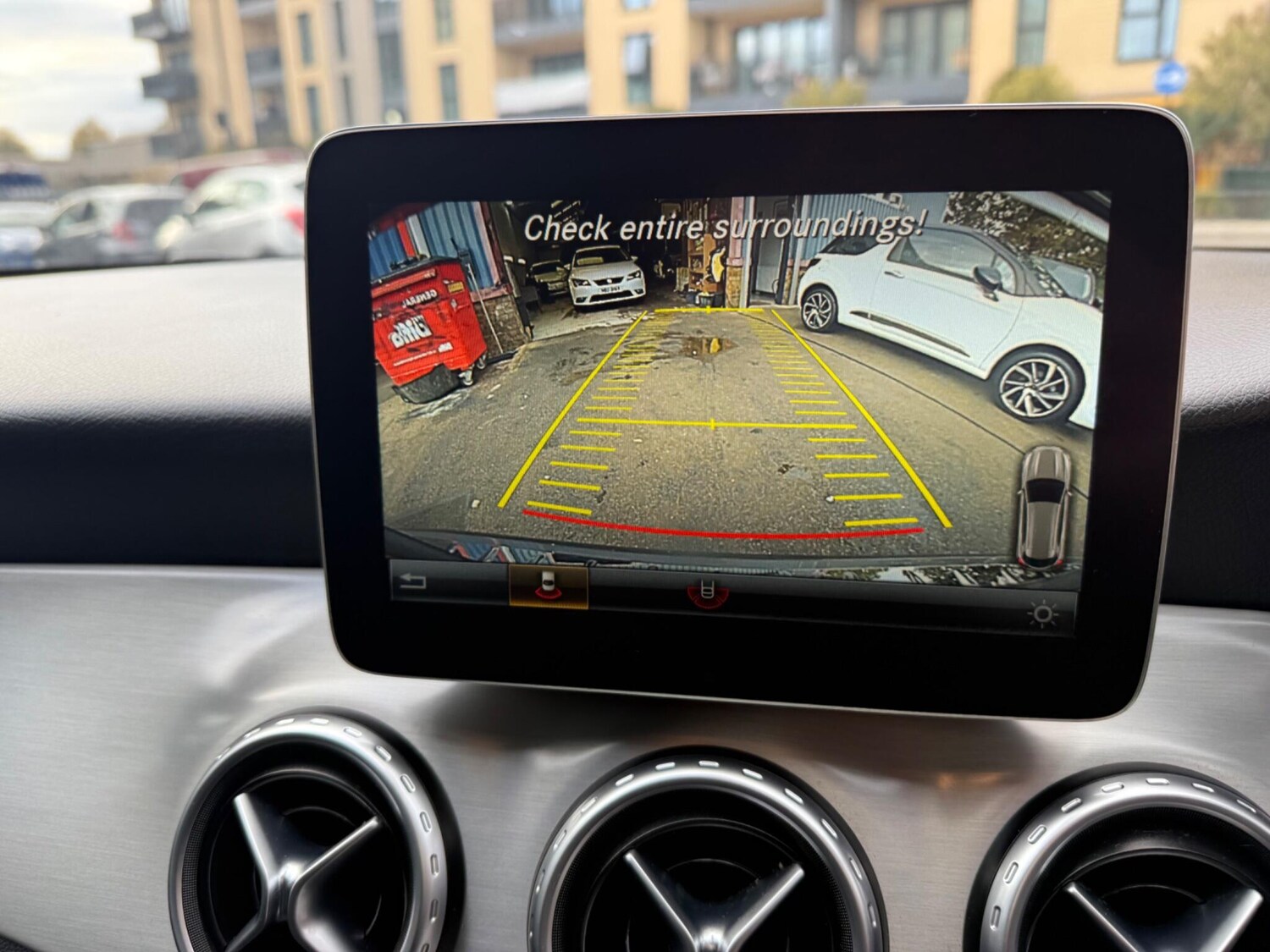 Used Mercedes-Benz GLA 2016 for sale - 76457136: Photo 12