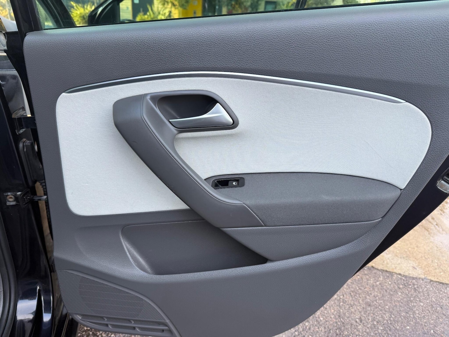 Used Volkswagen Polo 2015 for sale - 76689533: Photo 21