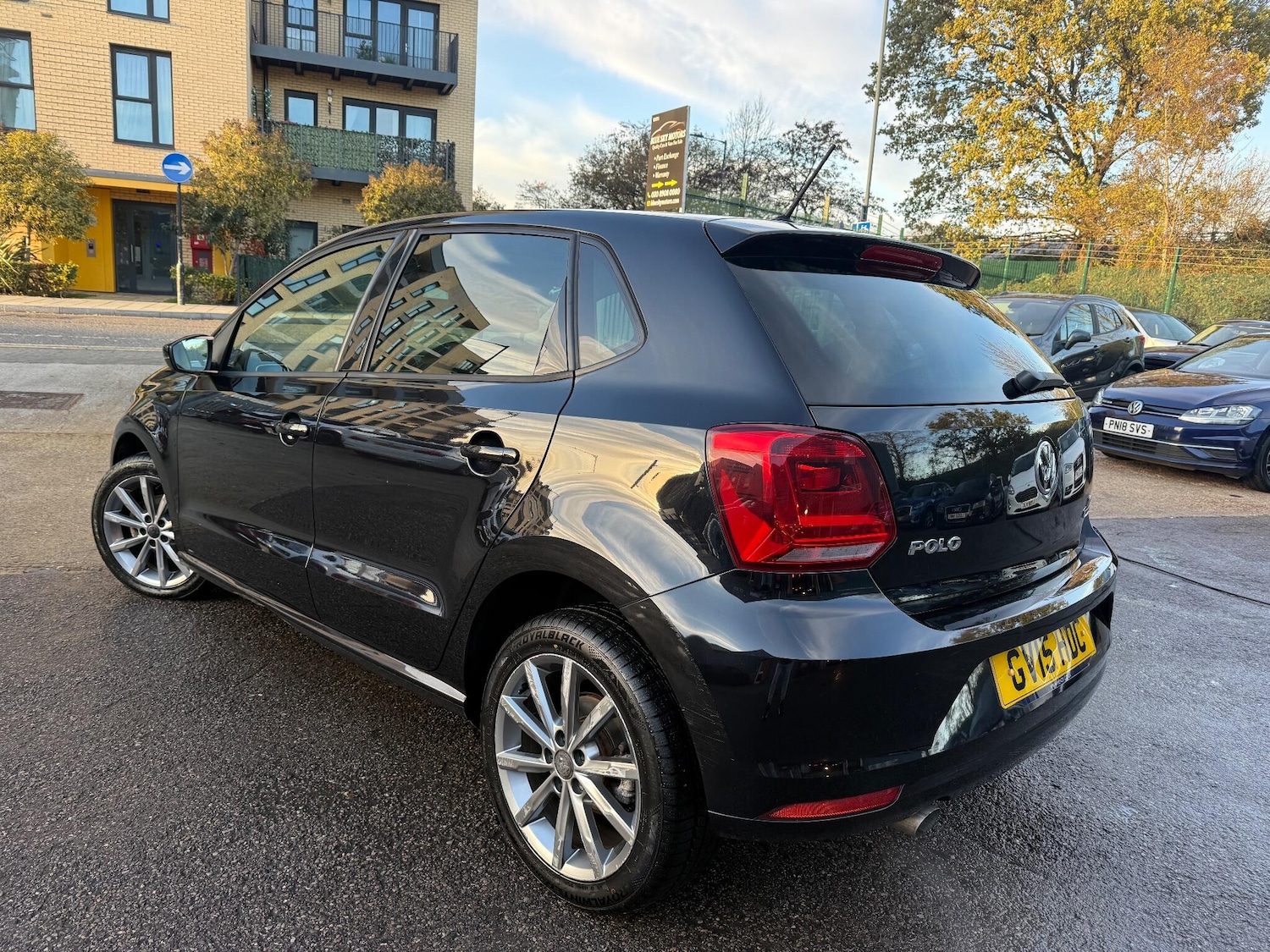 Used Volkswagen Polo 2015 for sale - 76689533: Photo 22