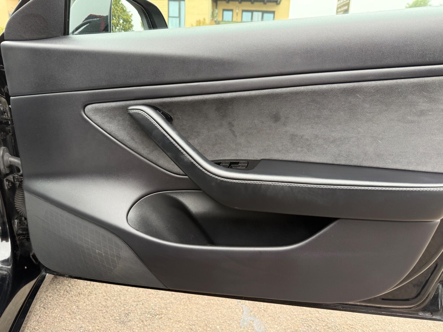Used Tesla Model 3 2019 for sale - 76109782: Photo 17