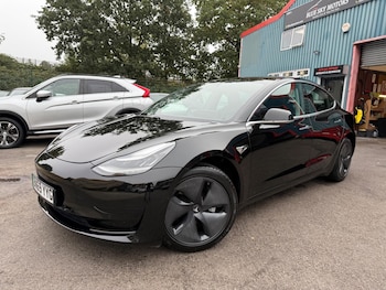 Tesla - Model 3