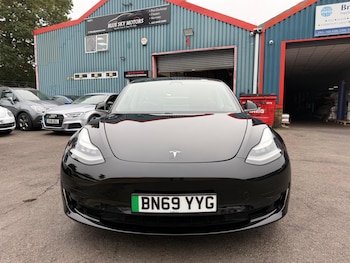 Used Tesla Model 3 2019 for sale - 76109782: Photo 2