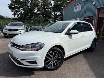 Used Volkswagen Golf 2017 for sale - 75769304: Photo