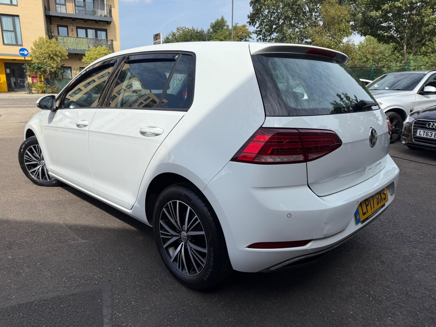 Vehicle 21